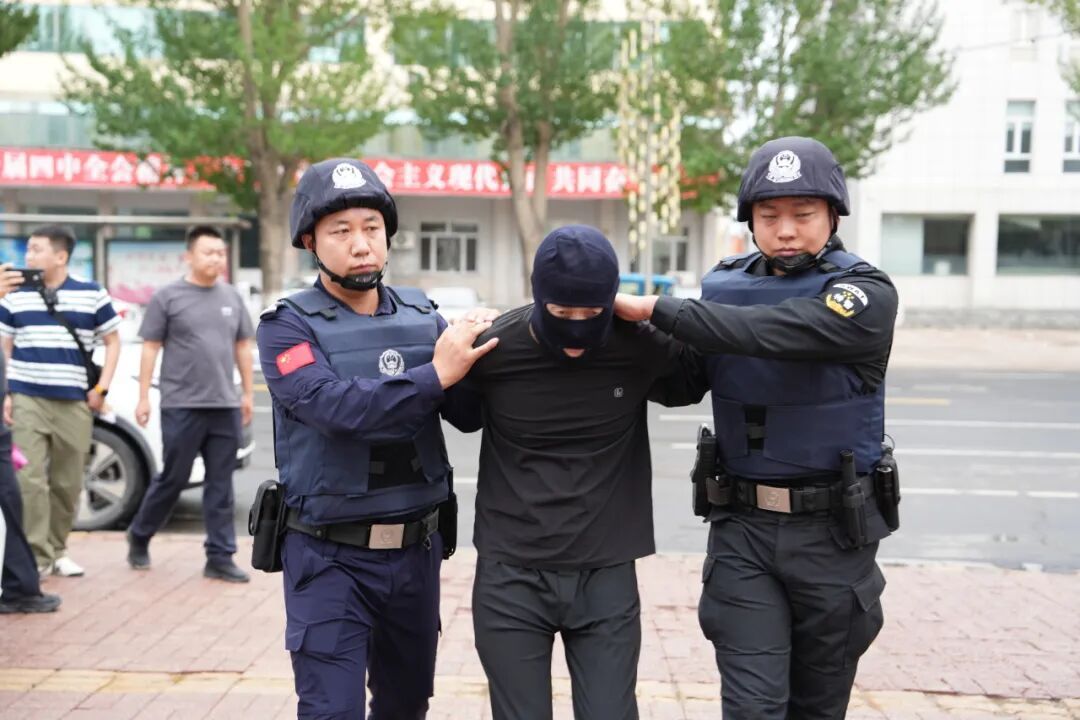 “1998·11·14”命案告破，警方通报：潜逃28年的嫌疑人张某被抓获