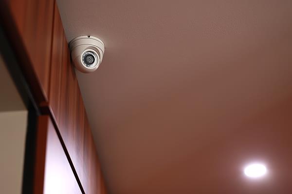 装监控防丢件却两度成被告 公共区域安摄像头怎么才合法 装监控防丢件却两度成被告 公共区域安摄像头怎么才合法
