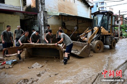 直击福建莆田救援现场 直击福建莆田救援现场