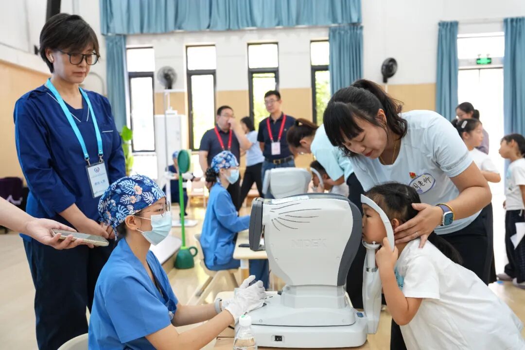 北京为13.4万余名幼儿园儿童查“视力存款”！你家孩子的“远视储备”还够花吗？
