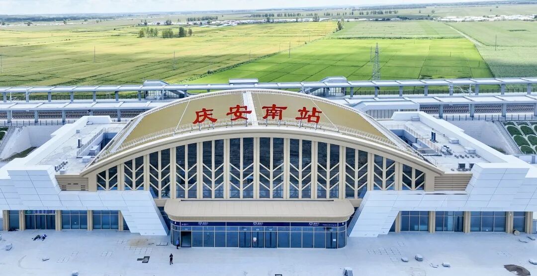 高颜值，我国最北高铁，6座新站房抢先看