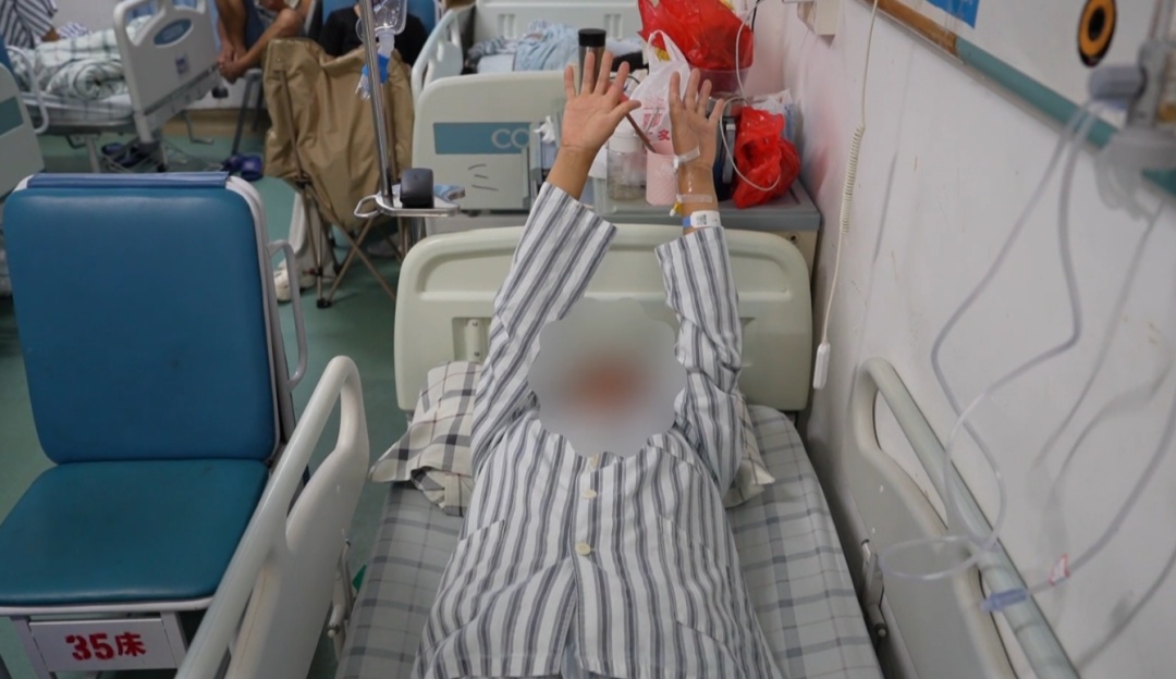56岁女子脸歪无力9年，不是中风不是肿瘤！真凶竟是脑子里的一条活虫