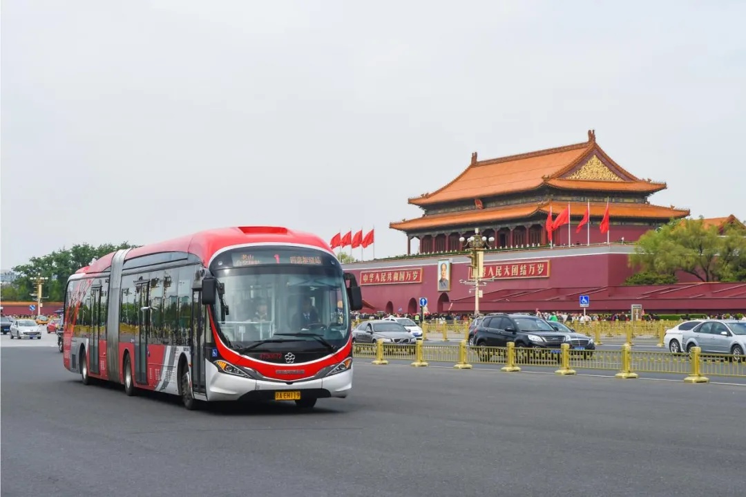 今天，北京公交“大1路”正式西延
