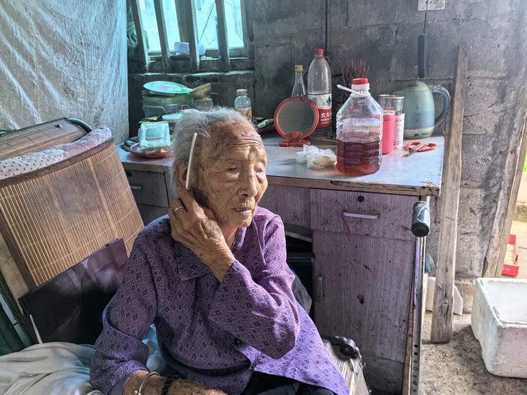 浙江104岁阿婆每天睡觉18个小时!78岁儿媳:她一年要喝15斤杨梅酒 浙江104岁阿婆每天睡觉18个小时!78岁儿媳:她一年要喝15斤杨梅酒