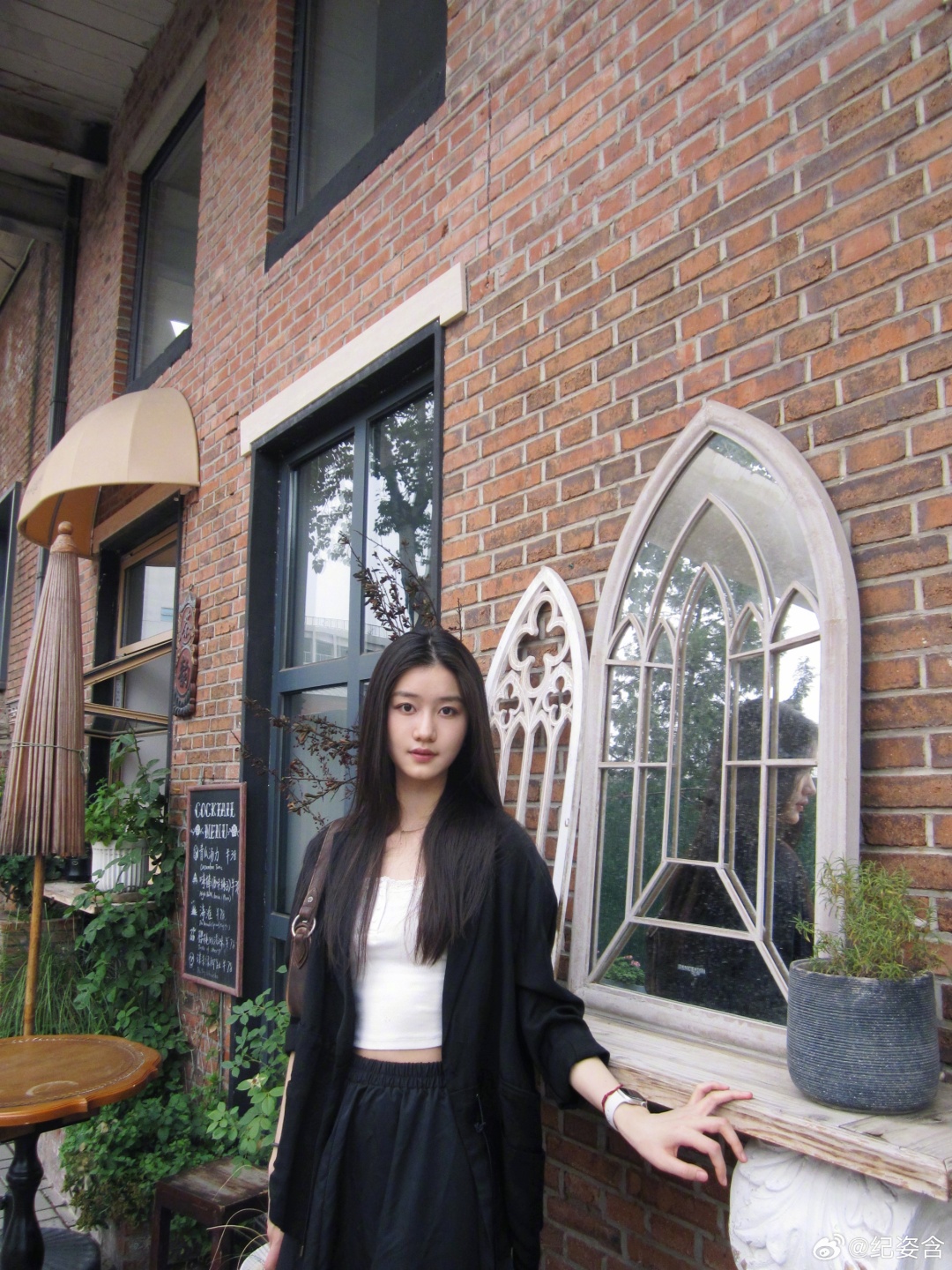 《甄嬛传》“温宜公主”纪姿含回应北电落榜:我很长一段时间陷入了自我否定和自责当中,最终决定去中戏国际部,谢谢大家的理解 《甄嬛传》“温宜公主”纪姿含回应北电落榜:我很长一段时间陷入了自我否定和自责当中,最终决定去中戏国际部,谢谢大家的理解