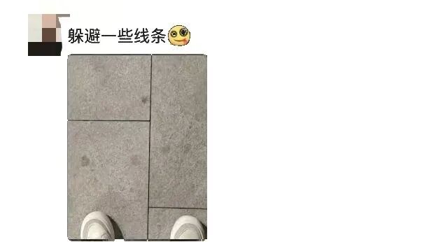 “小时候怎么能玩上一整天？”这些童年日常，谁看了不熟悉……