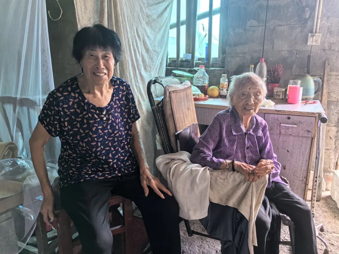 浙江104岁阿婆每天睡觉18个小时!78岁儿媳:她一年要喝15斤杨梅酒 浙江104岁阿婆每天睡觉18个小时!78岁儿媳:她一年要喝15斤杨梅酒