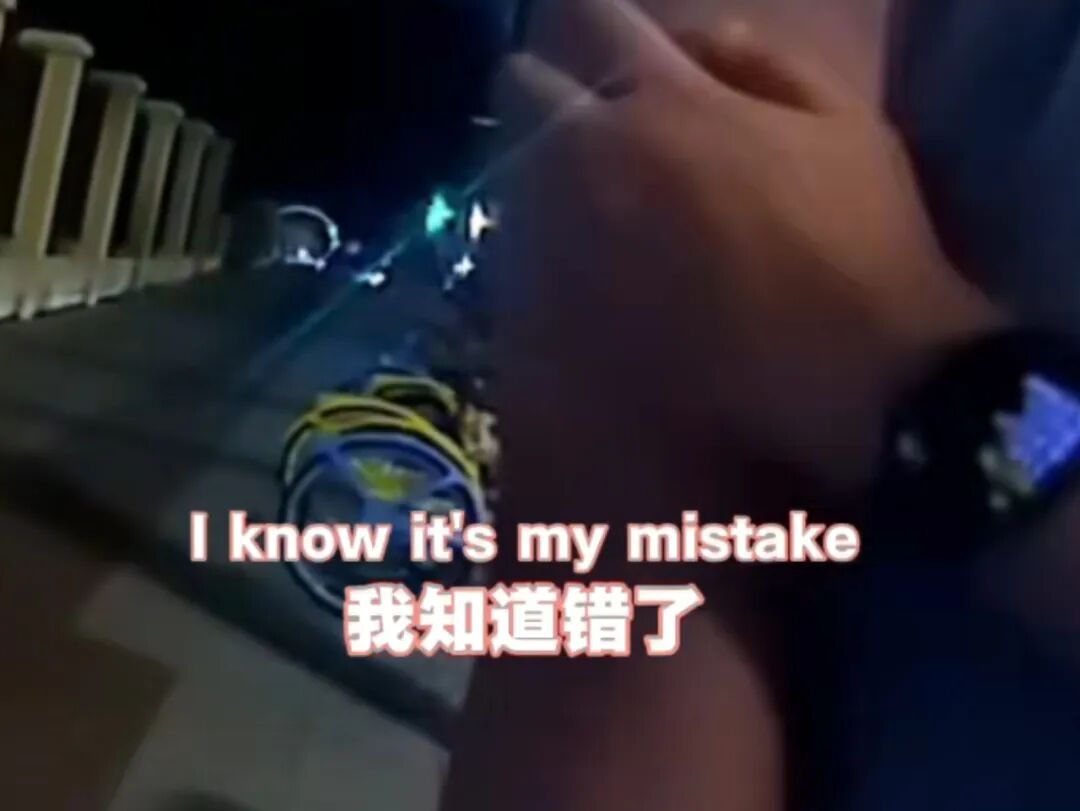 上海街头一幕：外籍男子发生违法行为！00后民警一个做法，全网点赞