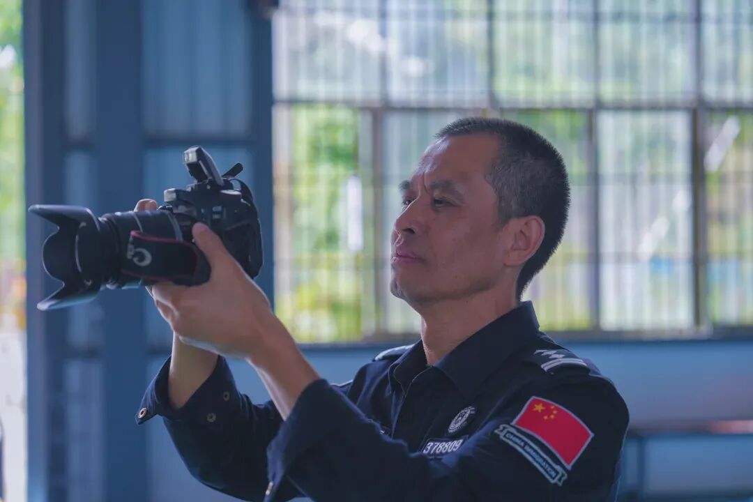 他用中医的“望闻问切”查获毒品2452克! 他用中医的“望闻问切”查获毒品2452克!