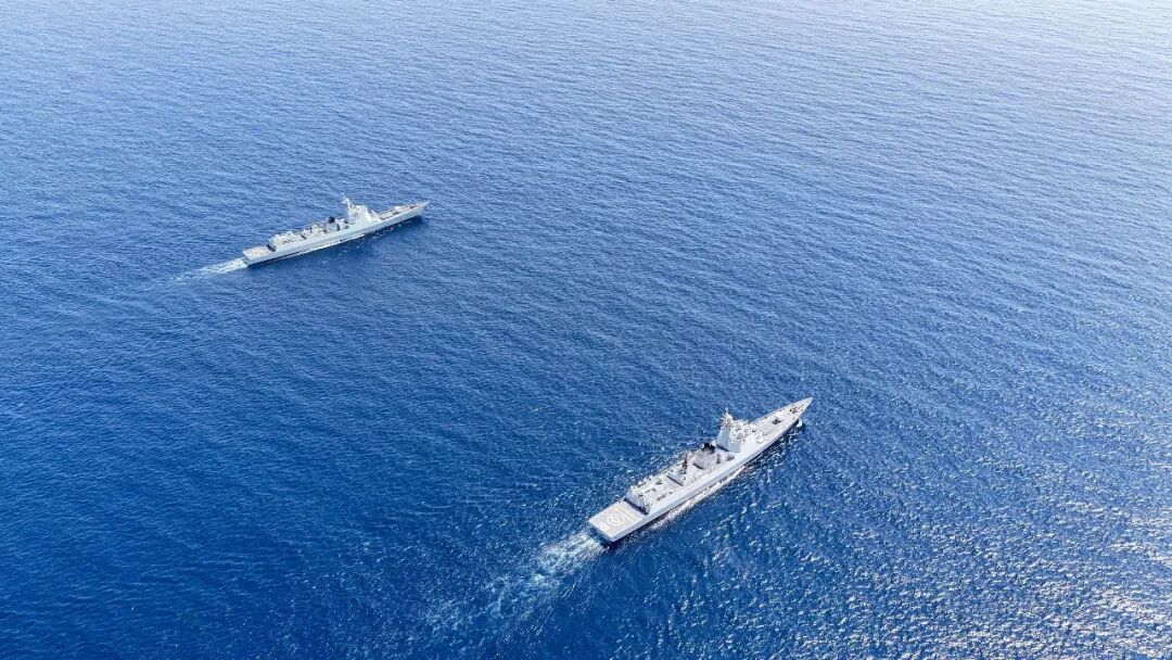 海军第48、49批护航编队,组织任务交接! 海军第48、49批护航编队,组织任务交接!