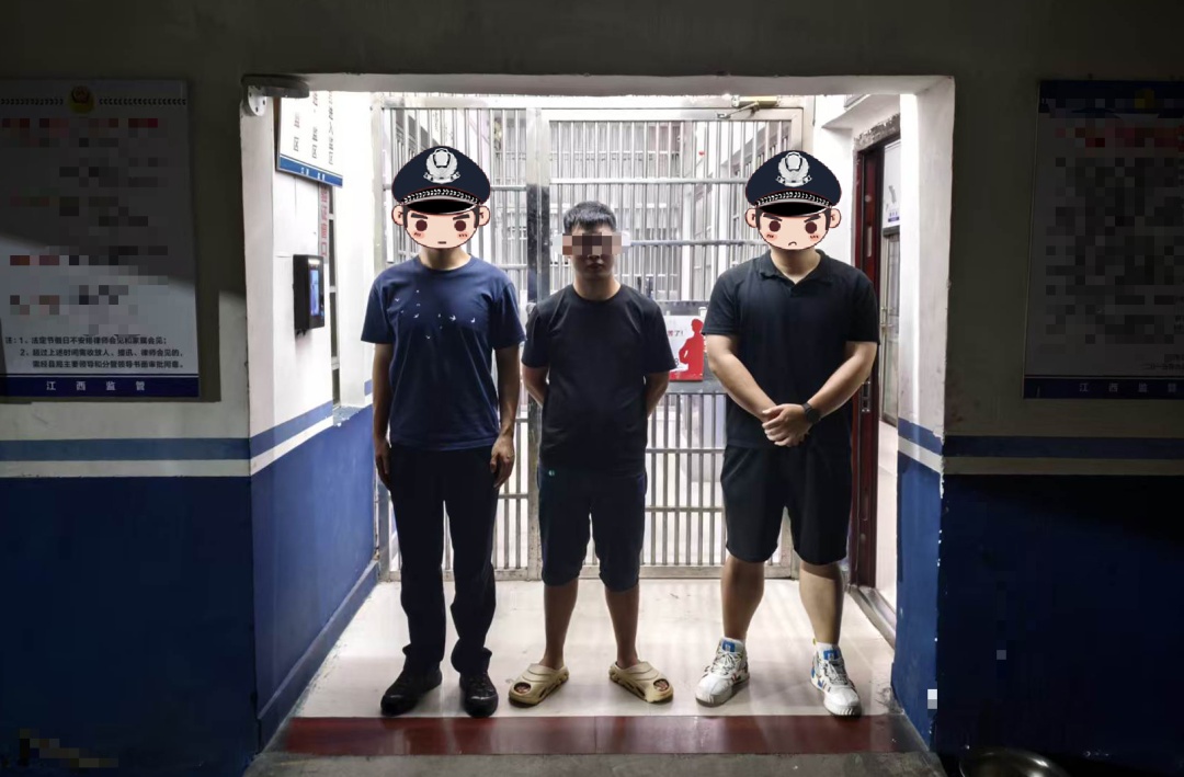 恶意差评！警方打掉一新型网络犯罪团伙