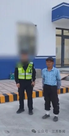 漂泊40载,70岁“黑户”老人,想徒步3千公里回江苏老家,这一路让人想哭 漂泊40载,70岁“黑户”老人,想徒步3千公里回江苏老家,这一路让人想哭