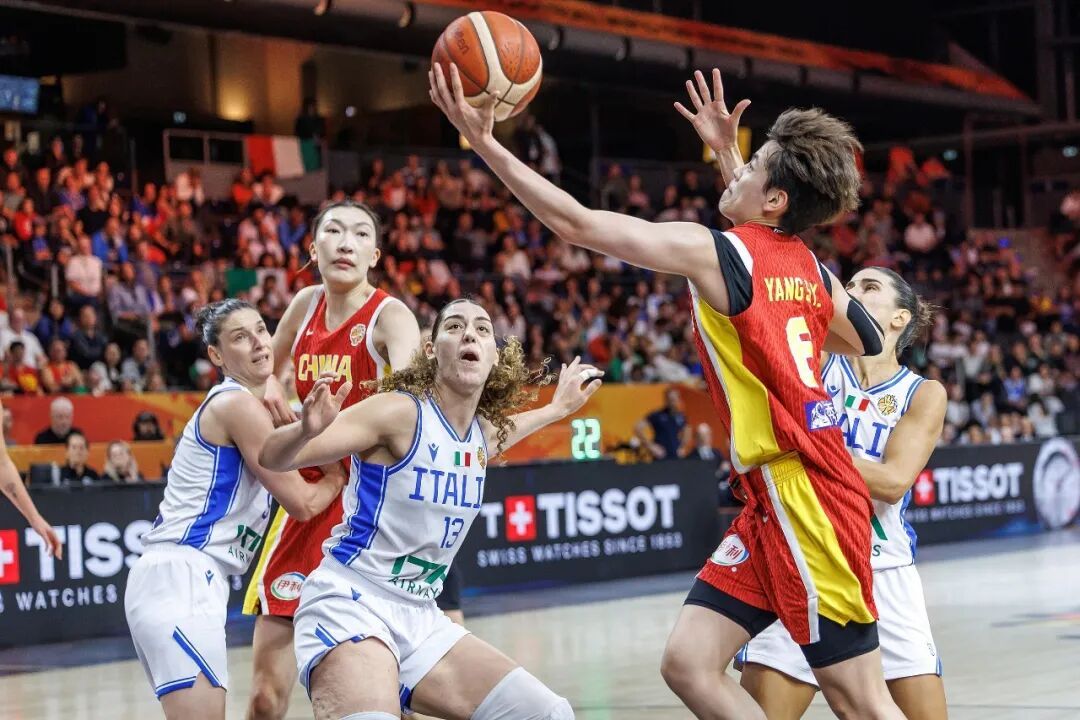 中国女篮20分大胜意大利勇夺小组第二,将在淘汰赛首轮中对阵波多黎各 中国女篮20分大胜意大利勇夺小组第二,将在淘汰赛首轮中对阵波多黎各