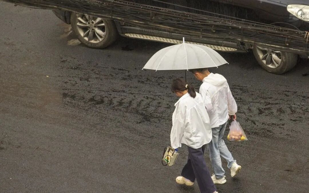 夏秋秒切换!多地气温将创新低,局地降温幅度可达16℃(附降温日历) 夏秋秒切换!多地气温将创新低,局地降温幅度可达16℃(附降温日历)