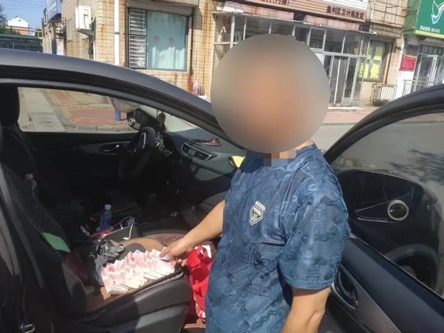 东营民警深夜拦截,成功劝阻刘先生12万元“海外投资”骗局 东营民警深夜拦截,成功劝阻刘先生12万元“海外投资”骗局