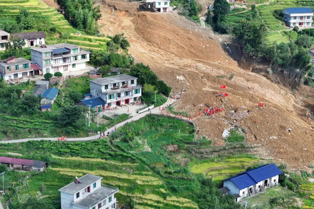 直击遂川泥石流灾害救援现场 直击遂川泥石流灾害救援现场
