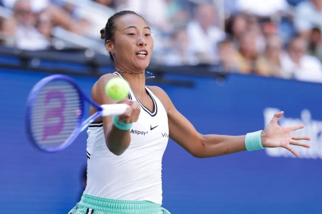 让5追7奇迹再现!郑钦文重返美网女单八强 让5追7奇迹再现!郑钦文重返美网女单八强