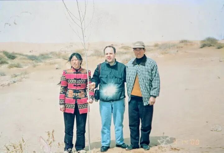 26年的惦念，等来10天的重逢，“我想找你种一棵树”