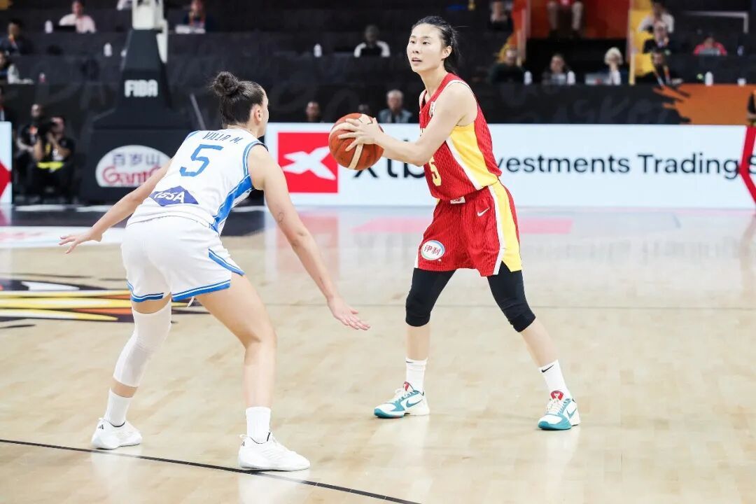 中国女篮20分大胜意大利勇夺小组第二,将在淘汰赛首轮中对阵波多黎各 中国女篮20分大胜意大利勇夺小组第二,将在淘汰赛首轮中对阵波多黎各