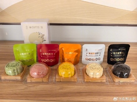 成都医院跨界做月饼:糖油用量少20%以上 成都医院跨界做月饼:糖油用量少20%以上