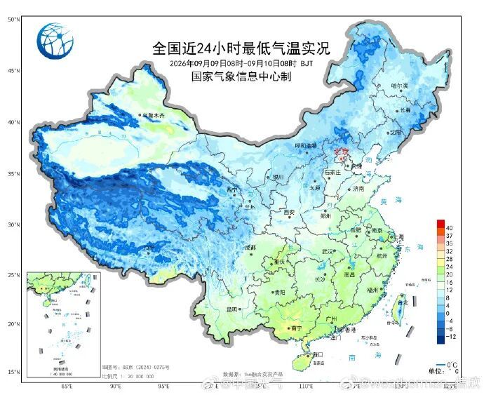 今早有人穿上薄羽绒服，武汉降温了，接下来还有两场雨