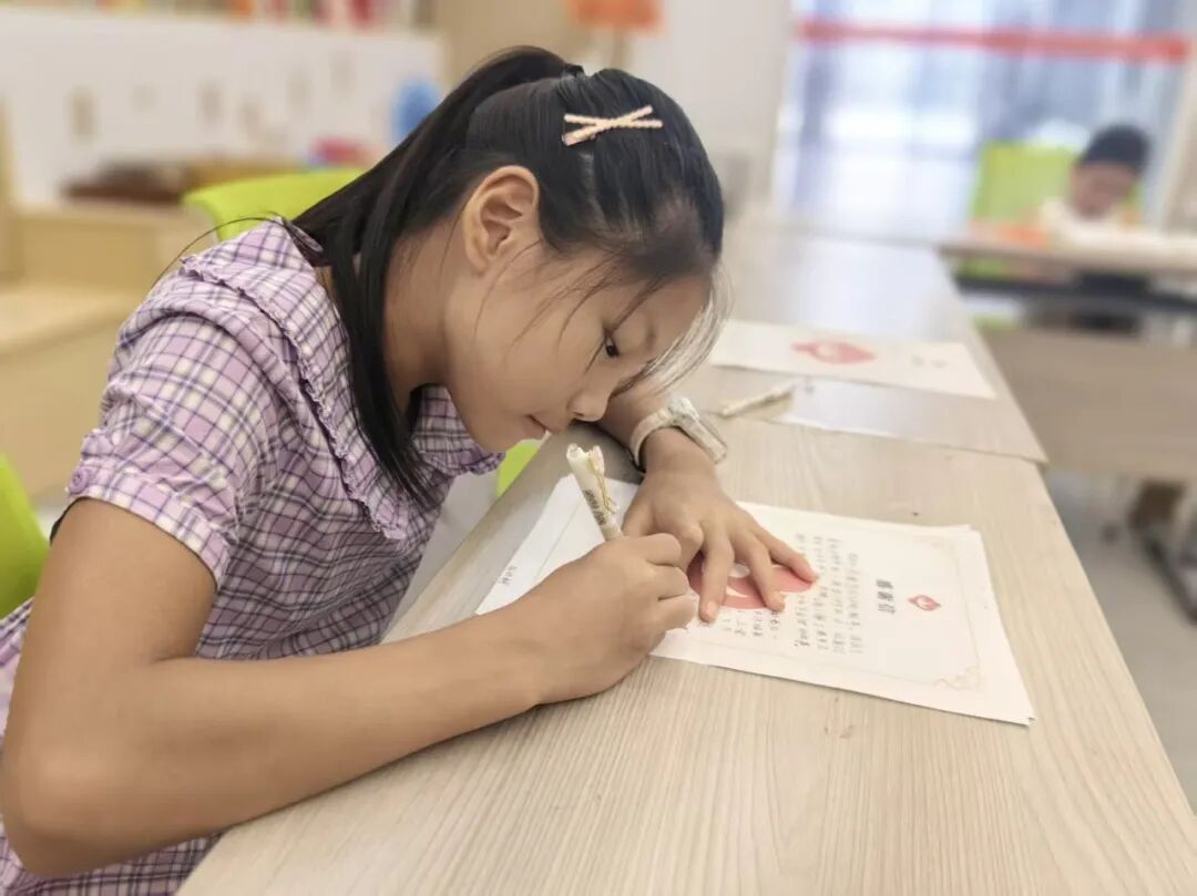 纸短情长，这个社区12封手写信背后的故事……