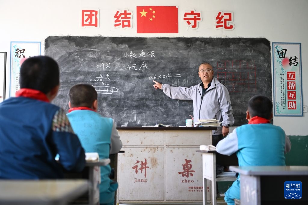 图片故事丨长城脚下，守望乡村学堂