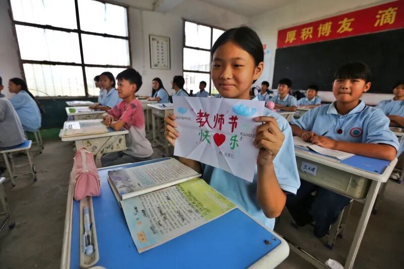 自费200多万办校！这位“农民工校长”，24年守护2000多名困境儿童