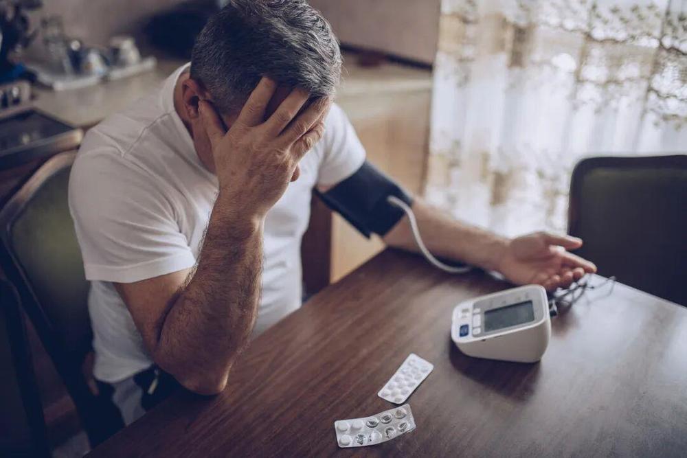 急性脑出血为何凶险?出现5大症状一定要小心 急性脑出血为何凶险?出现5大症状一定要小心