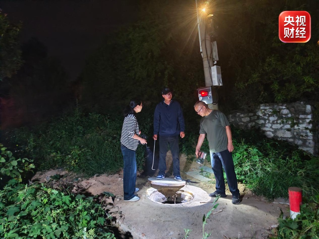 央视曝光农村污水处理豆腐渣工程后,江苏徐州市铜山区连夜成立联合调查组赶赴现场 央视曝光农村污水处理豆腐渣工程后,江苏徐州市铜山区连夜成立联合调查组赶赴现场