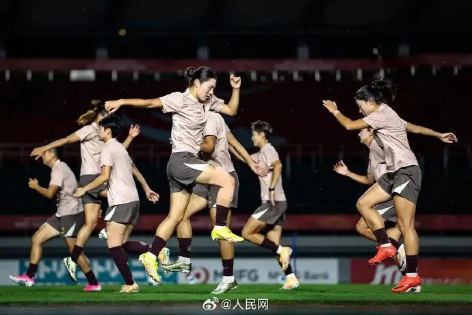 迎亚运会开门红!中国女足5比1战胜中国香港,王霜完成梅开二度 迎亚运会开门红!中国女足5比1战胜中国香港,王霜完成梅开二度