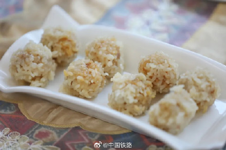 餐车提供现炒服务！还有现磨咖啡
