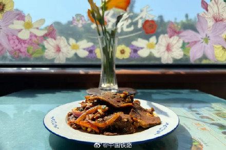 餐车提供现炒服务！还有现磨咖啡