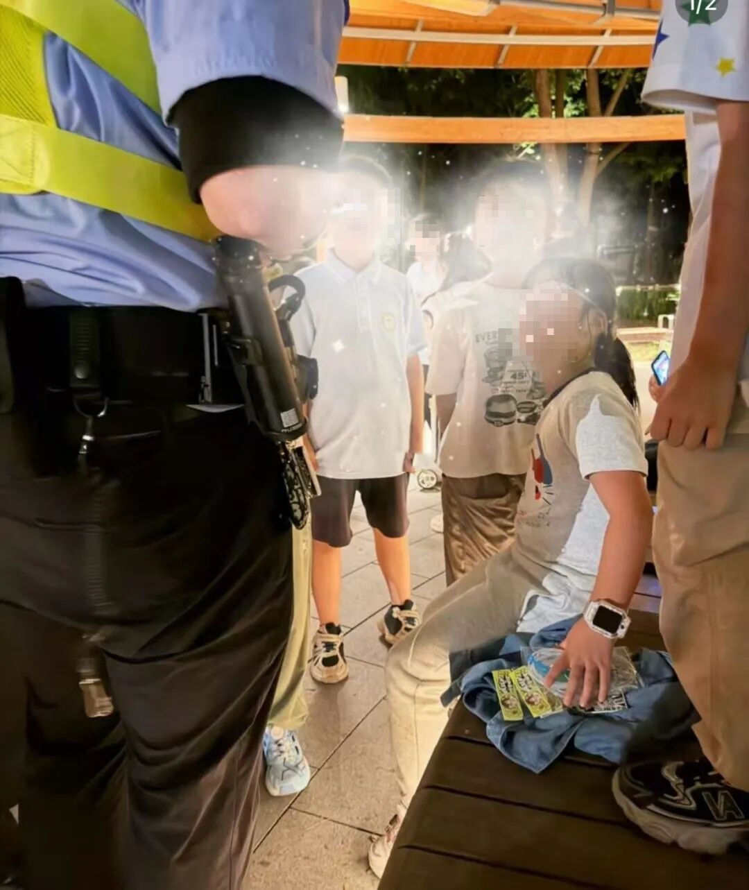 “这不叫浪费警力!”上海8岁女孩被推倒,直接用电话手表报警! “这不叫浪费警力!”上海8岁女孩被推倒,直接用电话手表报警!