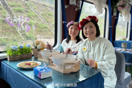 餐车提供现炒服务！还有现磨咖啡