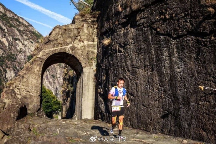 祝贺！中国选手世界知名越野赛破纪录夺冠