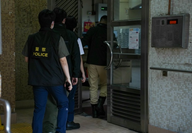 香港发生“双尸案”: 一人尸体已部分腐烂,死者为亲兄弟,与外界隔绝逾20年 香港发生“双尸案”: 一人尸体已部分腐烂,死者为亲兄弟,与外界隔绝逾20年