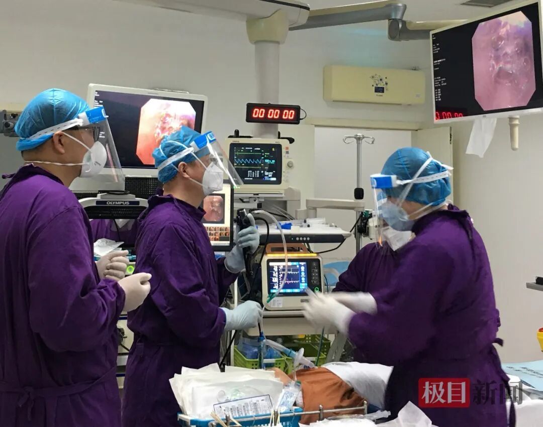 气管被挤满,最大的如葡萄!37岁女子备孕期间突然胸闷,一查竟是癌症!医生提醒→ 气管被挤满,最大的如葡萄!37岁女子备孕期间突然胸闷,一查竟是癌症!医生提醒→