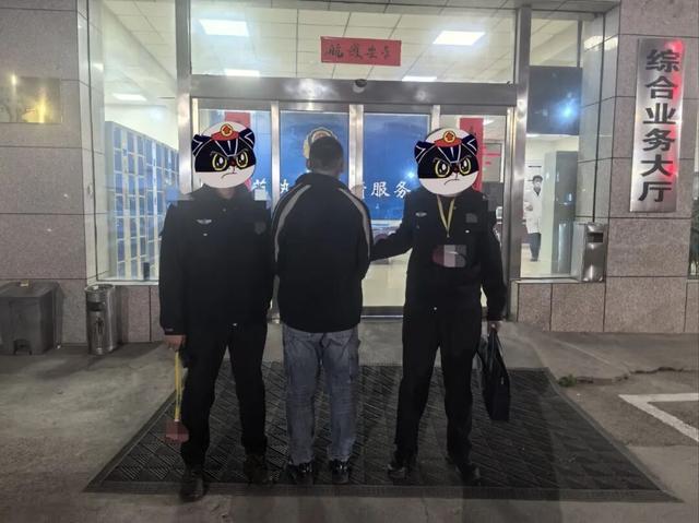 90 余万条学生信息泄露，四川警方摧毁四级黑产网