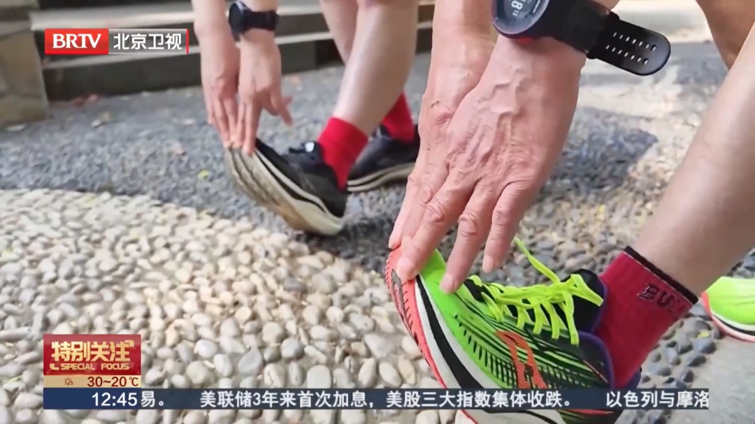 冲上热搜!这种“网红鞋”很伤脚,千万别天天穿! 冲上热搜!这种“网红鞋”很伤脚,千万别天天穿!