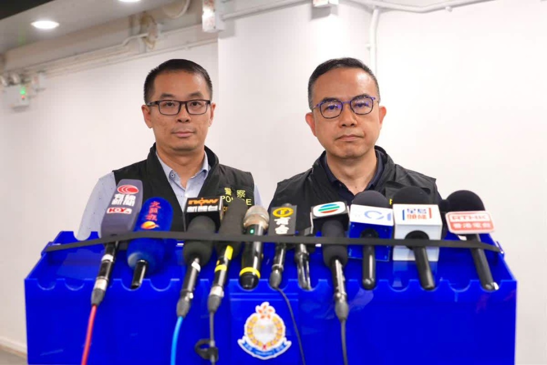 香港51岁男子自首称持刀杀妻,警方:疑因投资失败,欠债逾百万港元,发生纠纷 香港51岁男子自首称持刀杀妻,警方:疑因投资失败,欠债逾百万港元,发生纠纷