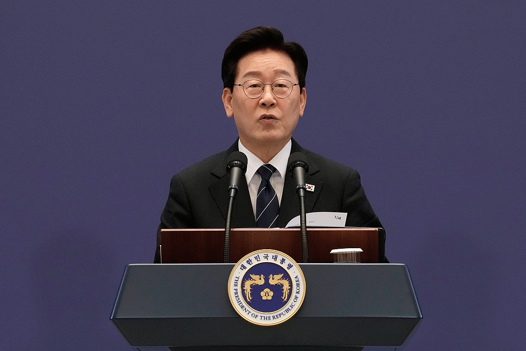 韩国总统称不会向霍尔木兹海峡派兵“介入战争” 韩国总统称不会向霍尔木兹海峡派兵“介入战争”