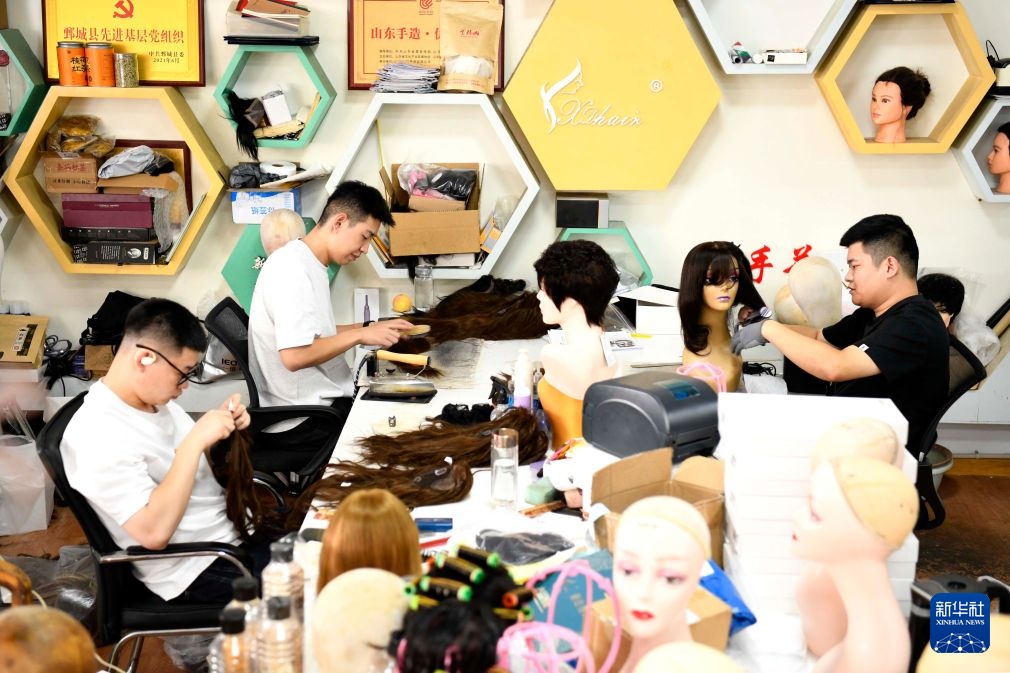 山东鄄城:发制品产业助推县域经济发展 山东鄄城:发制品产业助推县域经济发展