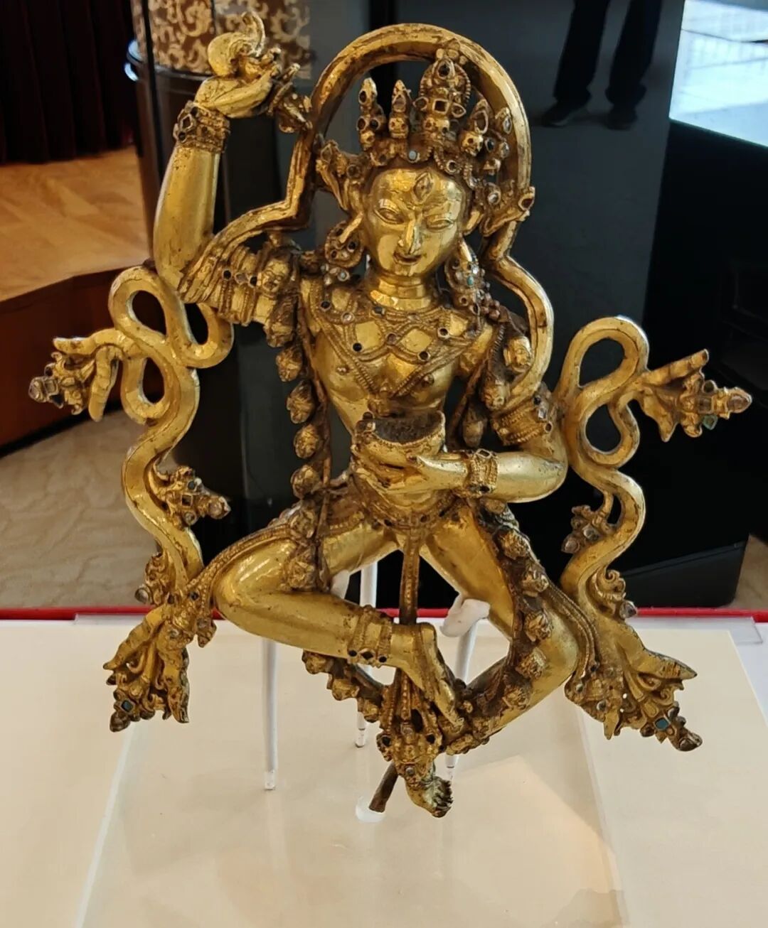 这次,美国向我国返还这些文物艺术品和古生物化石 这次,美国向我国返还这些文物艺术品和古生物化石