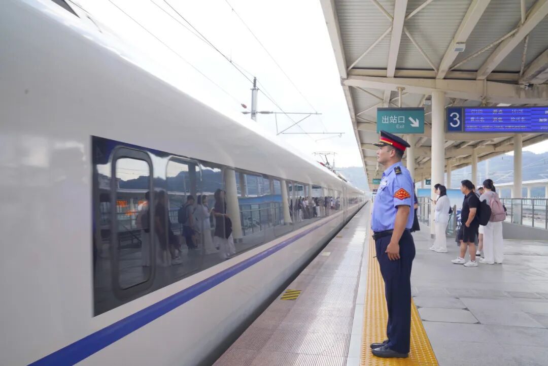 杭州增开旅客列车，没买到票的看这里！