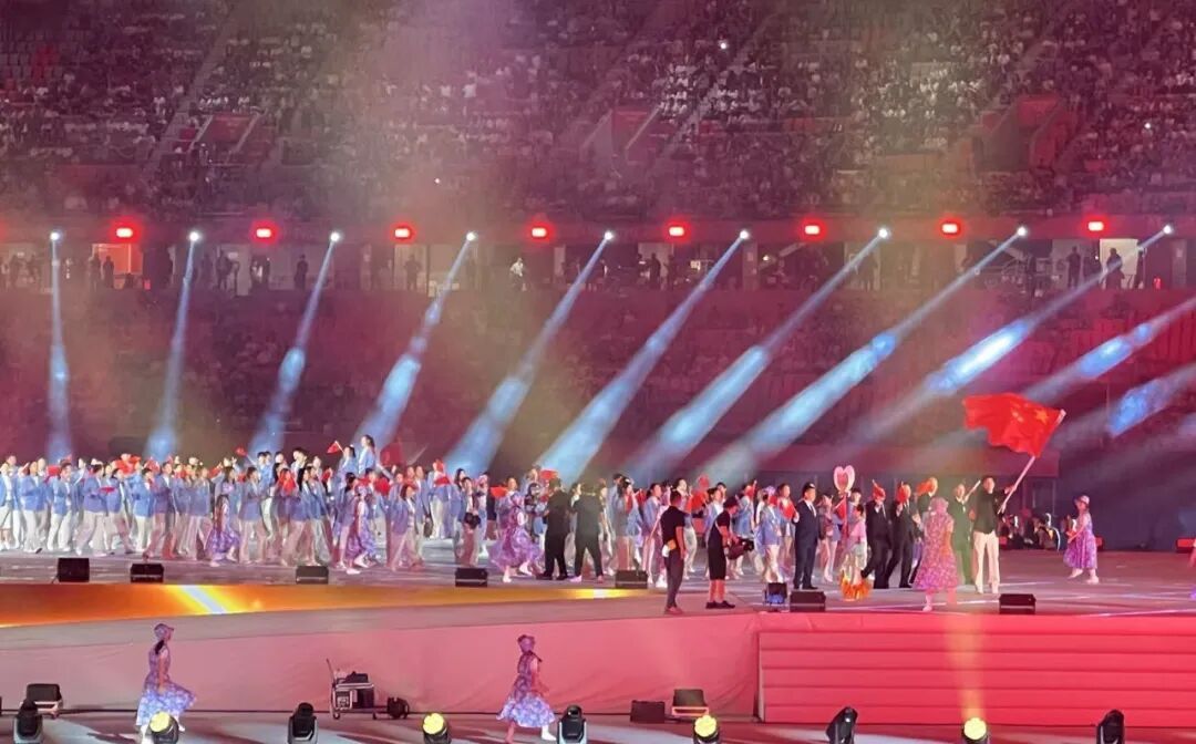 中国体育代表团入场!名古屋亚运会开幕式举行,国乒队员专心备战未参加 中国体育代表团入场!名古屋亚运会开幕式举行,国乒队员专心备战未参加