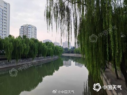 今天傍晚至夜间北京西部北部有阵雨 明后天最低气温逐渐下降 今天傍晚至夜间北京西部北部有阵雨 明后天最低气温逐渐下降