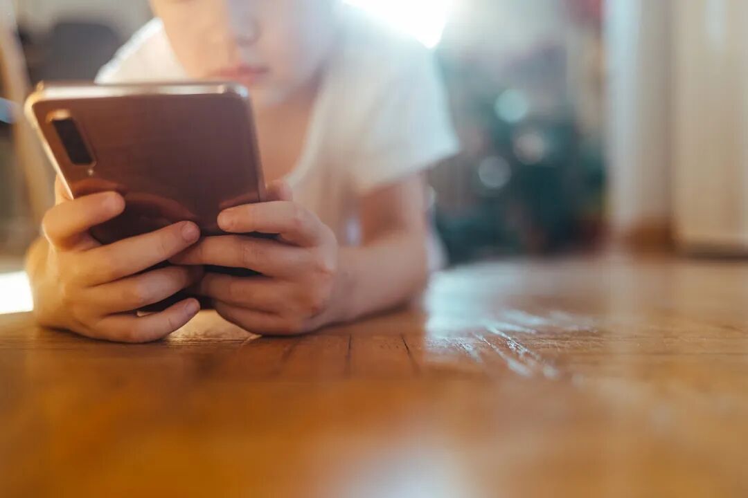 欧盟拟推社媒禁令:13岁以下禁用,满15岁才可开号 欧盟拟推社媒禁令:13岁以下禁用,满15岁才可开号