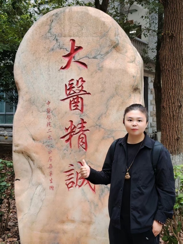 长沙校园里也有40岁本科新生,职场人再次高考为何偏爱中医专业 长沙校园里也有40岁本科新生,职场人再次高考为何偏爱中医专业