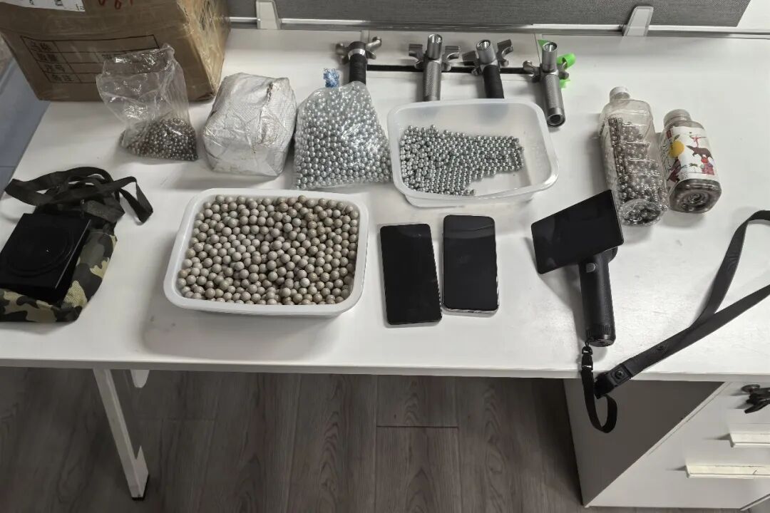 彻底凉凉!浙江两名主播被抓!平台多次封禁账号,两人频繁更换小号继续开播 彻底凉凉!浙江两名主播被抓!平台多次封禁账号,两人频繁更换小号继续开播